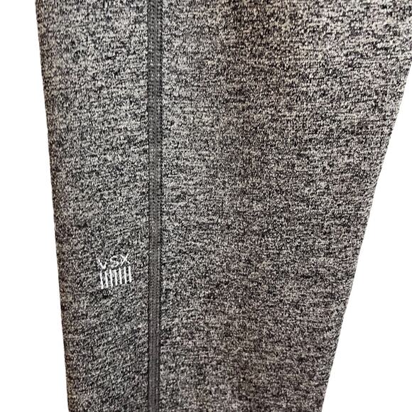 Victoria’s Secret VSX Sport Knockout Gray Stirrup Leggings - Picture 4 of 8